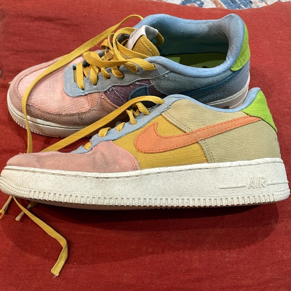 Nike Air Force 1 Sun Club Casual Shoes DM0984-700  7Y